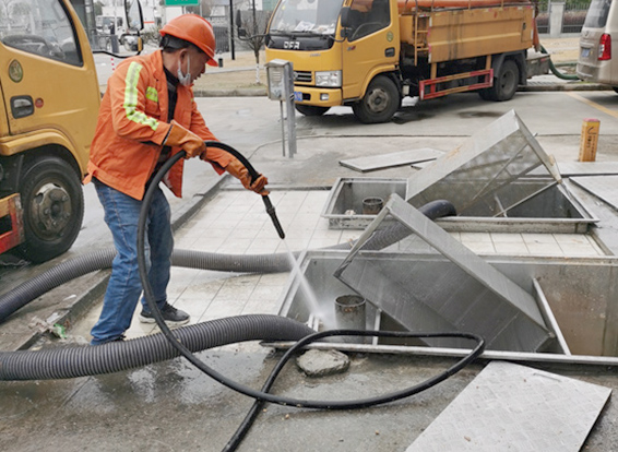 三道镇隔油池清理